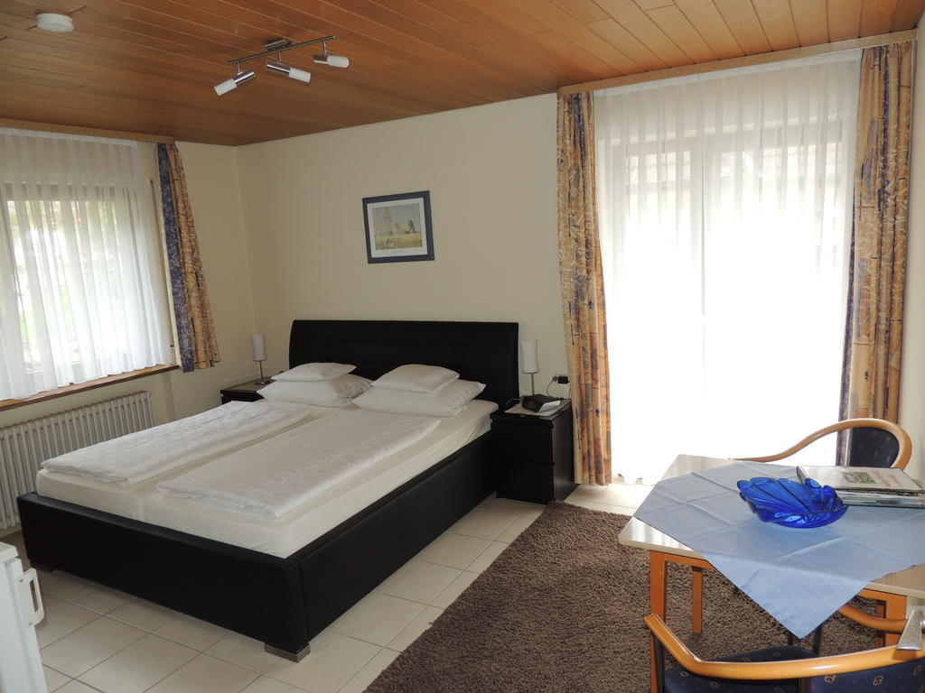 Gaestehaus Und Ferienwohnung Baechle Bad Peterstal-Griesbach Quarto foto